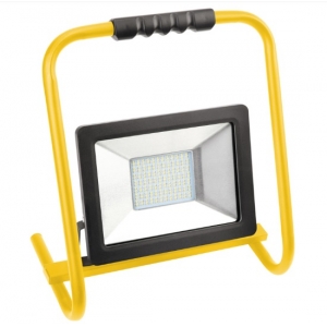 Foco Led 50W con soporte luz fria